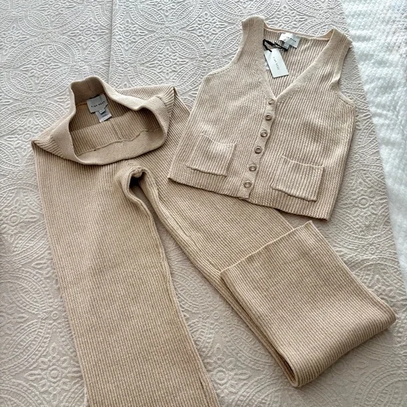 Pink Rose Womens Matching Set Size Small NWT - Picture 1 of 3